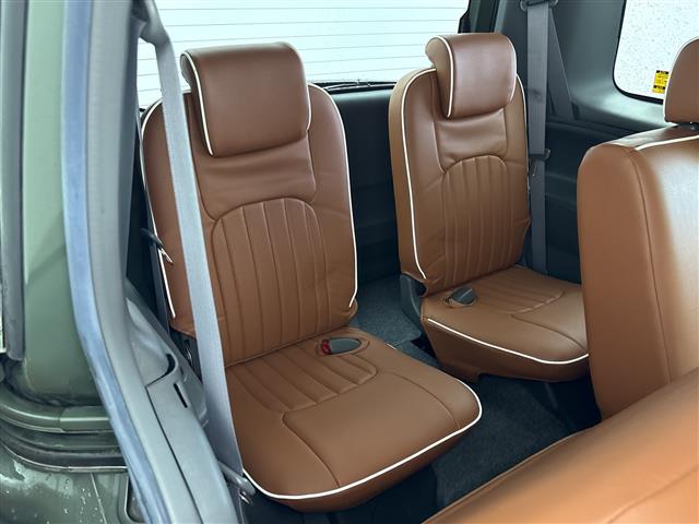 Toyota Sienta 8