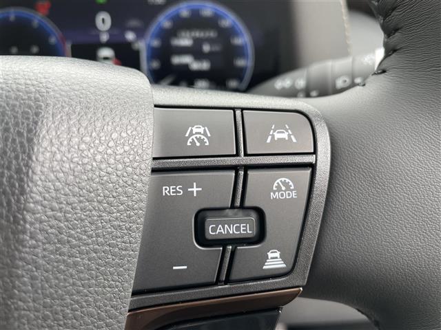 Toyota Alphard 8