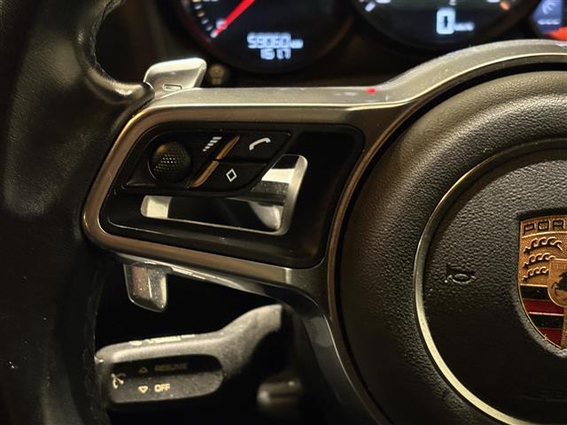 Porsche Macan 10