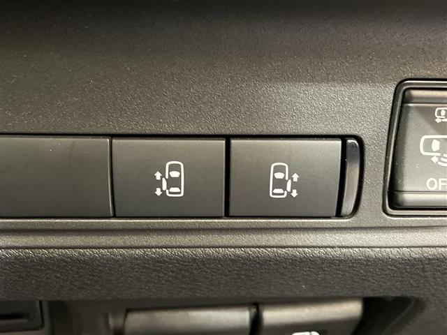 Nissan Serena 9