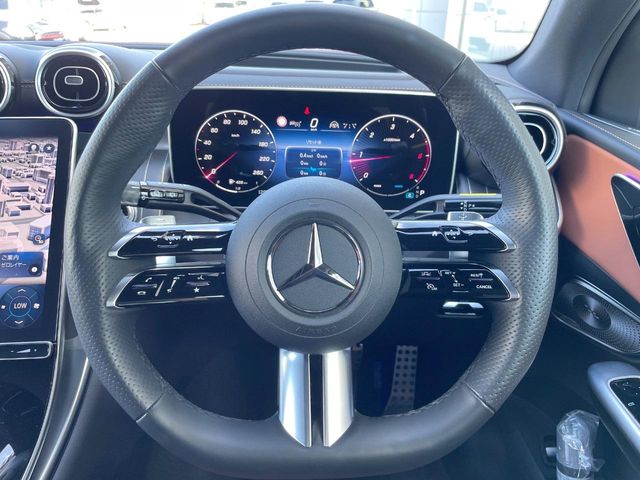 Mercedes-Benz GLC 12