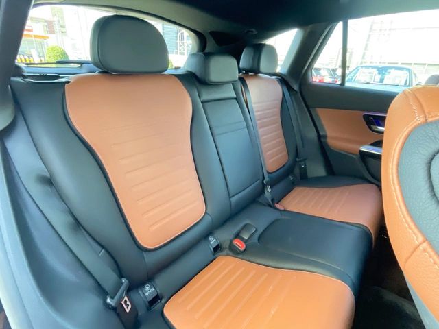 Mercedes-Benz GLC 10