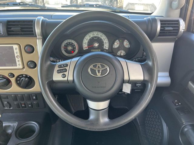 Toyota FJ Cruiser 10