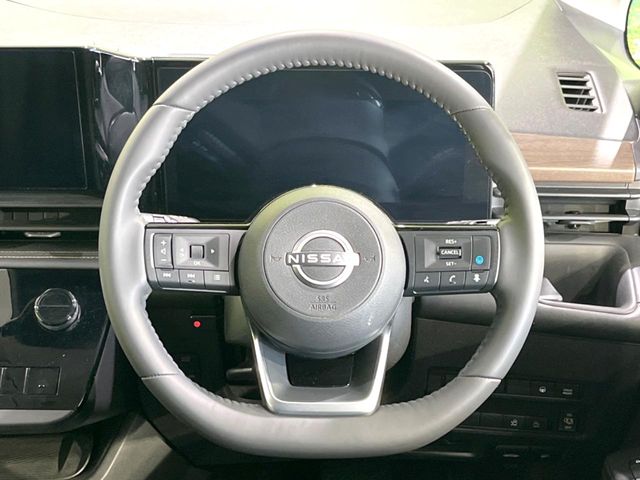 Nissan Serena 12