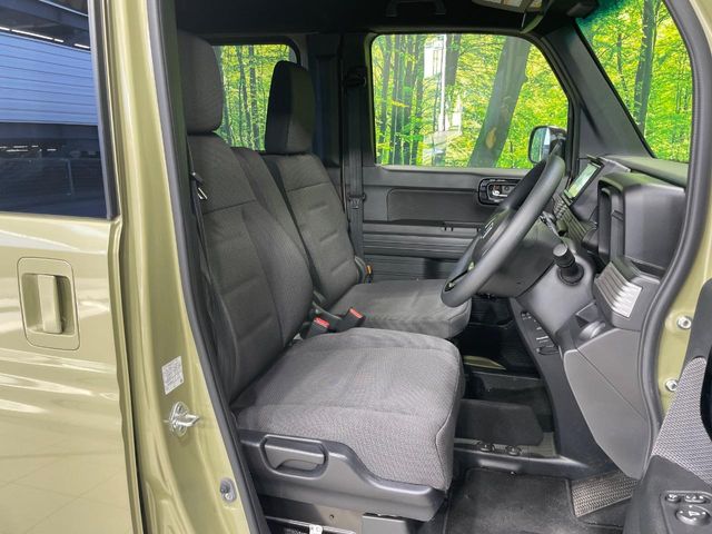 Honda N-VAN 8