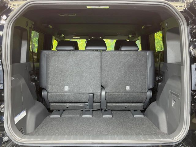 Toyota Land Cruiser FJ 10