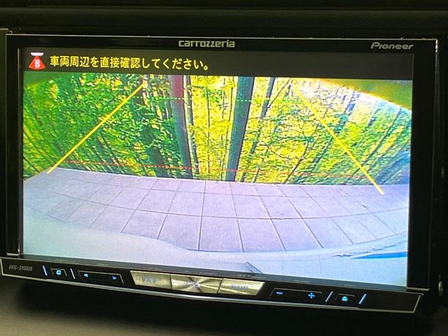 Toyota Voxy 5