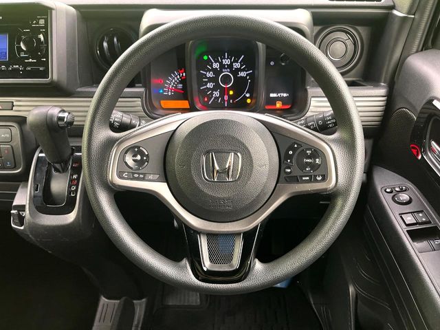 Honda N-VAN 11