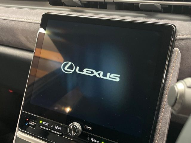Lexus LBX 3