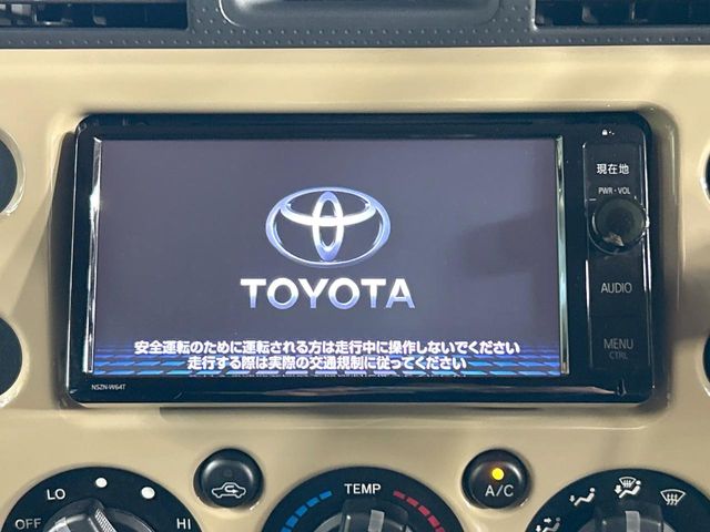 Toyota FJ Cruiser 3