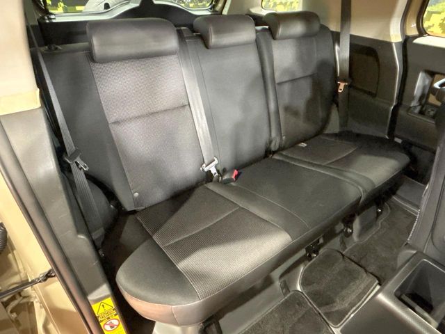 Toyota FJ Cruiser 9