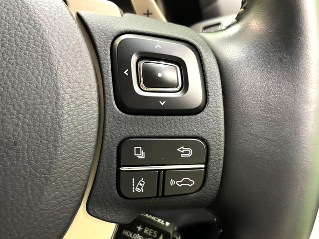 Lexus NX 5