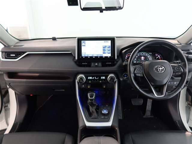 Toyota RAV4 8