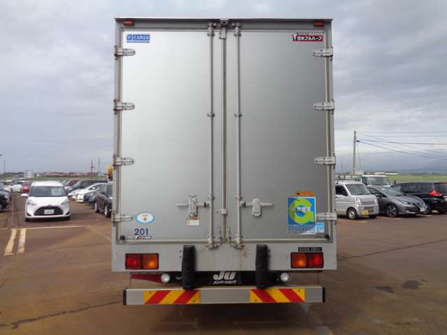 Isuzu Forward 6
