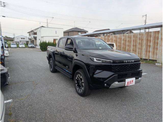 Toyota Hilux 2
