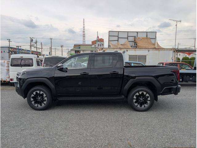 Toyota Hilux 9