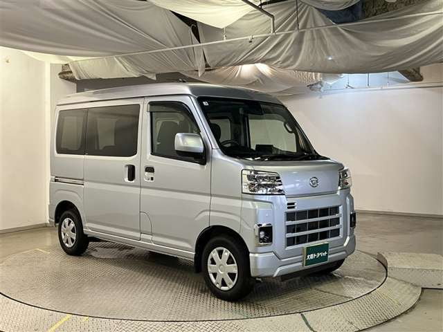 Daihatsu Hijet Cargo 3