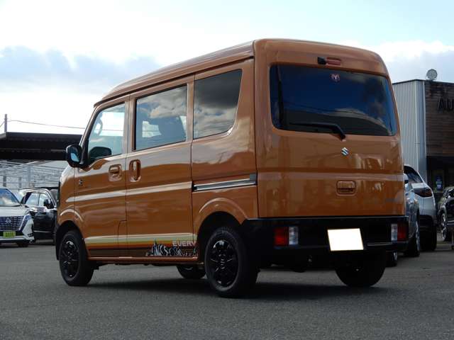 Suzuki Every 7
