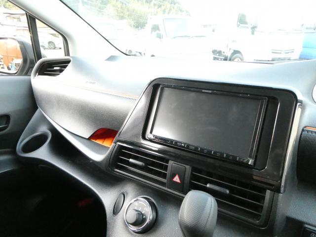 Toyota Sienta 5