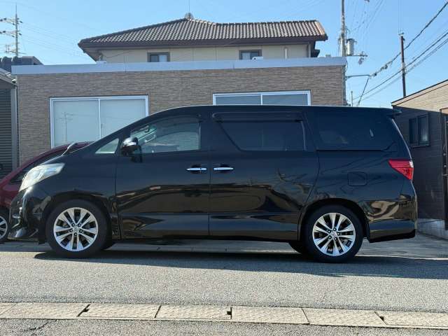 Toyota Alphard 10