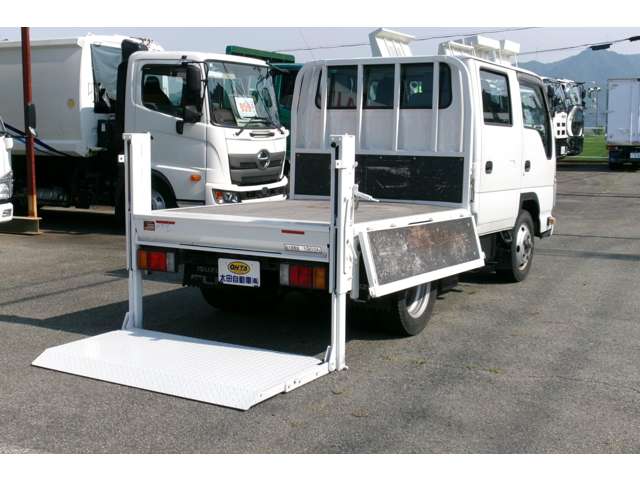 Isuzu Elf 11