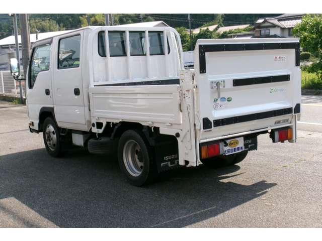 Isuzu Elf 7