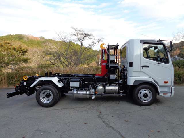Mitsubishi Fuso Fighter 4