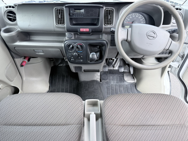 Nissan NV100 Clipper 3
