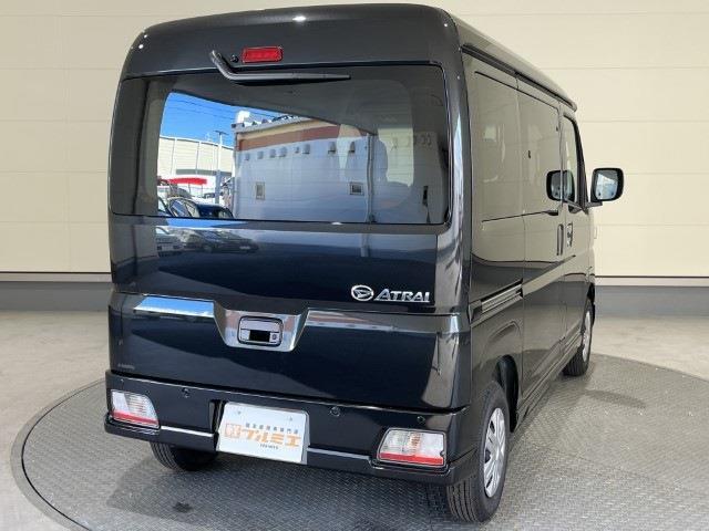 Daihatsu Atrai 7