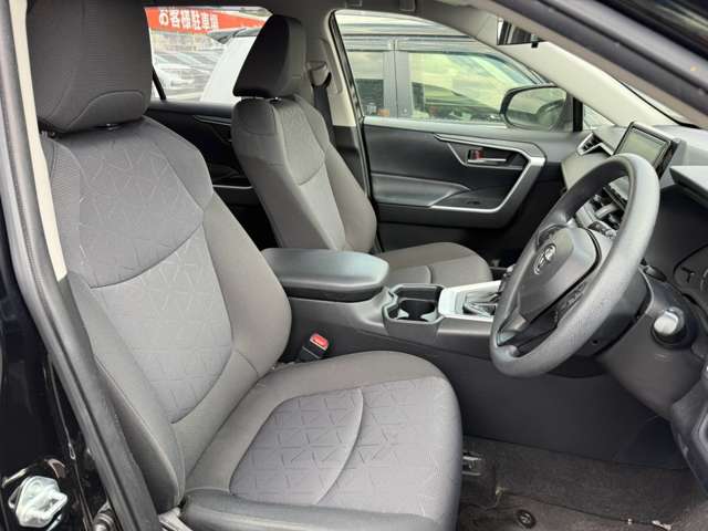 Toyota RAV4 10