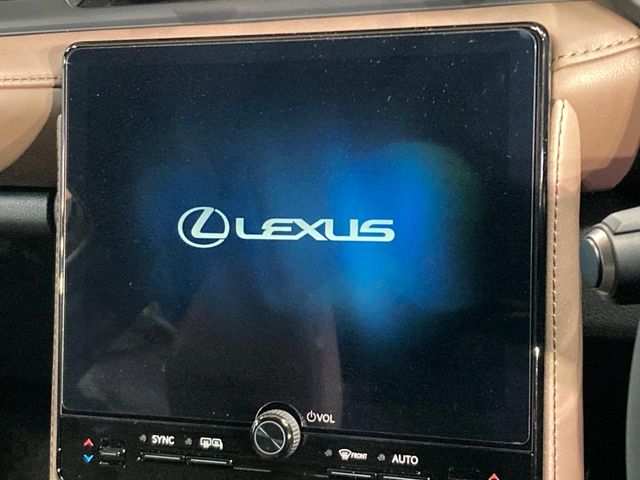 Lexus LBX 3