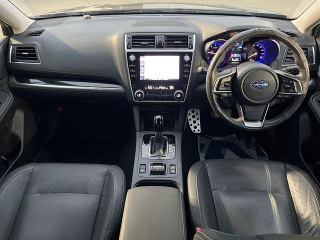 Subaru Legacy Outback 2