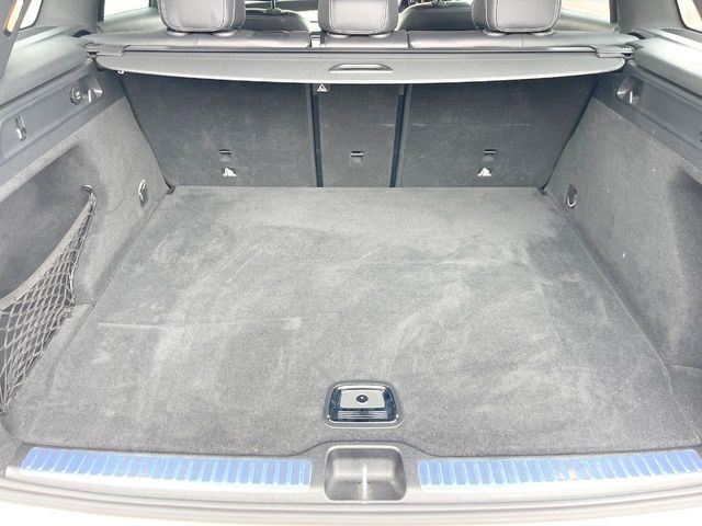 Mercedes-Benz GLC 11