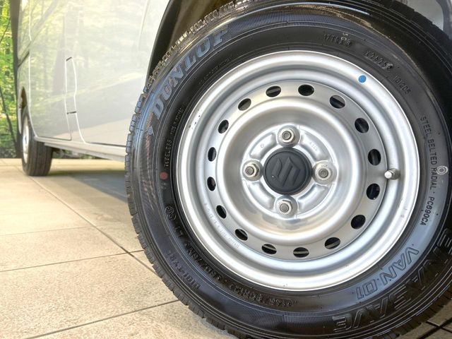 Suzuki Every 12