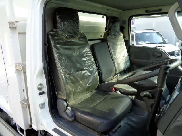 Isuzu Elf 6