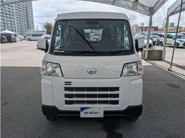 Daihatsu Hijet Cargo 4
