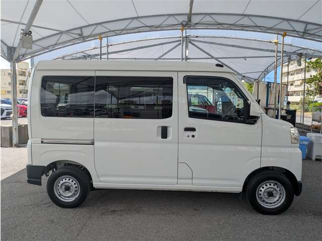 Daihatsu Hijet Cargo 10