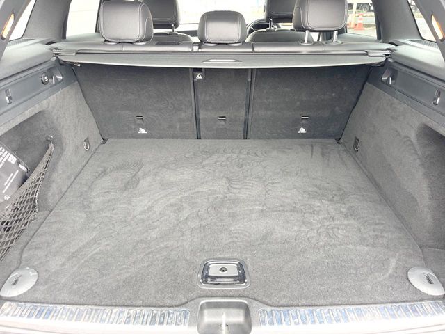 Mercedes-Benz GLC 11
