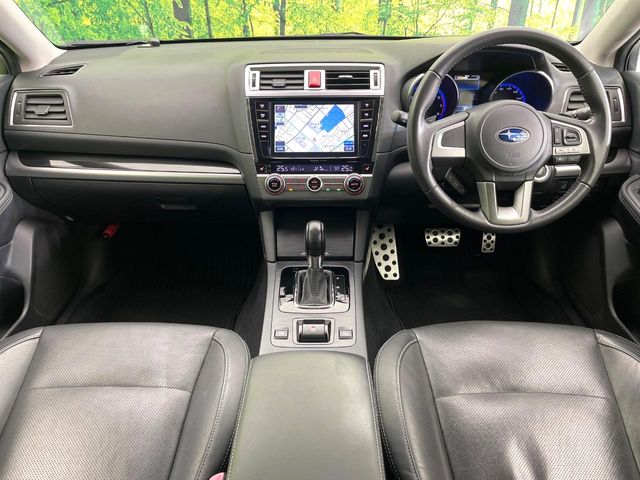Subaru Legacy Outback 2
