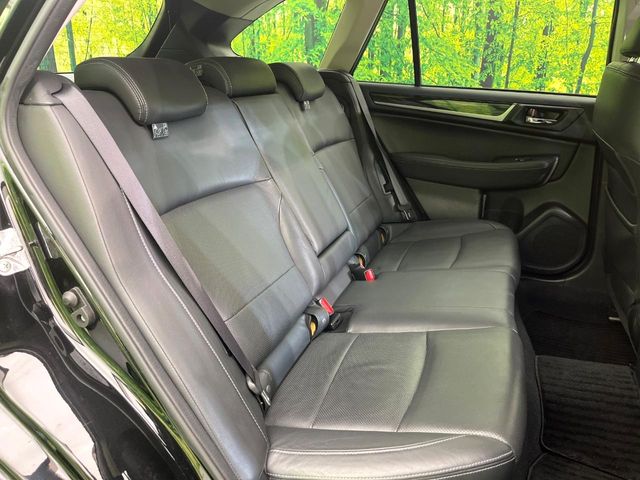 Subaru Legacy Outback 9