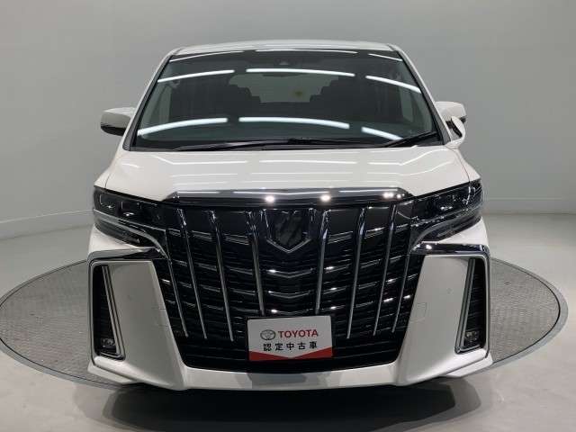 Toyota Alphard 5