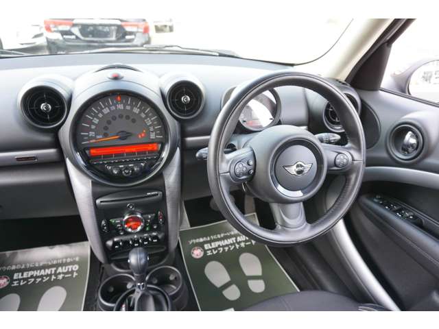 MINI Crossover 7