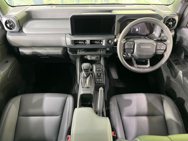 Toyota Land Cruiser FJ 2