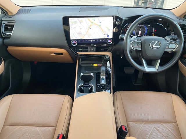 Lexus NX 2