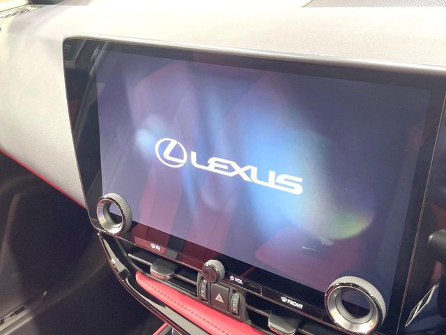 Lexus NX 4