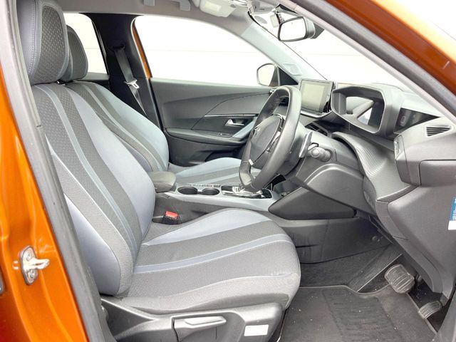 Peugeot SUV 2008 9
