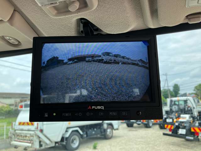 Mitsubishi Fuso Canter 9