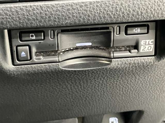 Toyota Harrier 10