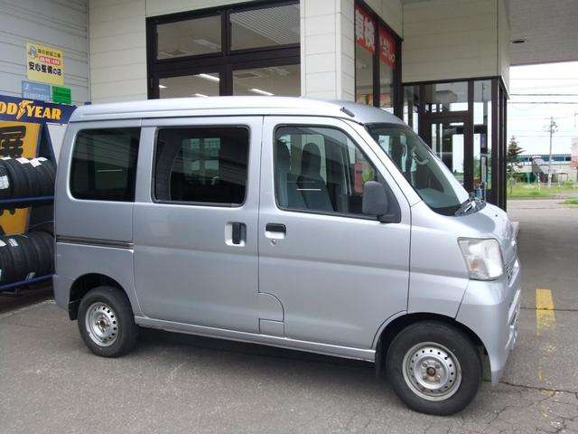 Toyota Pixis Van 4