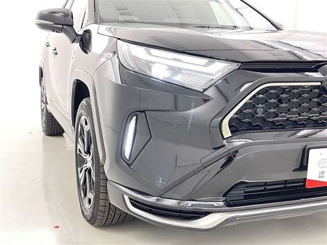 Toyota RAV4 8